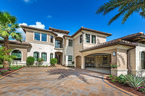 Best Custom Driveway Pavers  in Forest Lake, IL